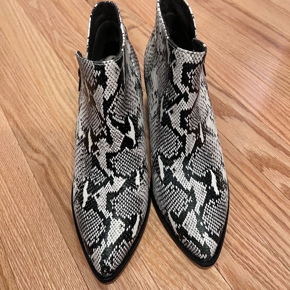 Seychelles Black and White Ankle Booties